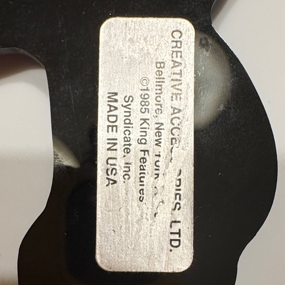 Betty Boop Red and Blue Wall Accent - Picture 4 of 5